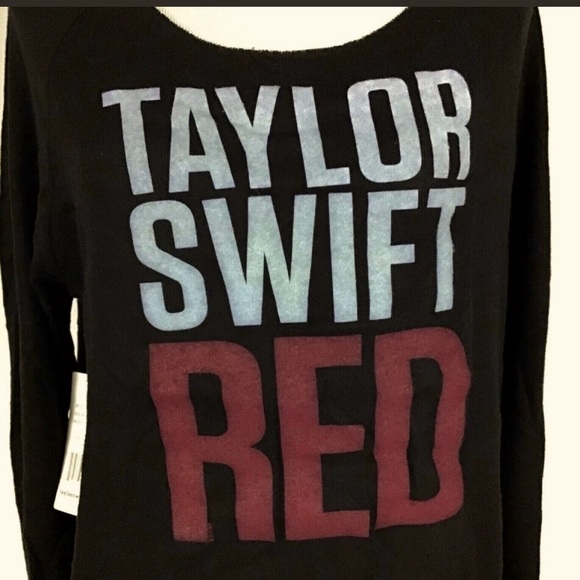 NWT Taylor Swift Red Tour Concert Sweatshirt/Shirt - Picture 1 of 4